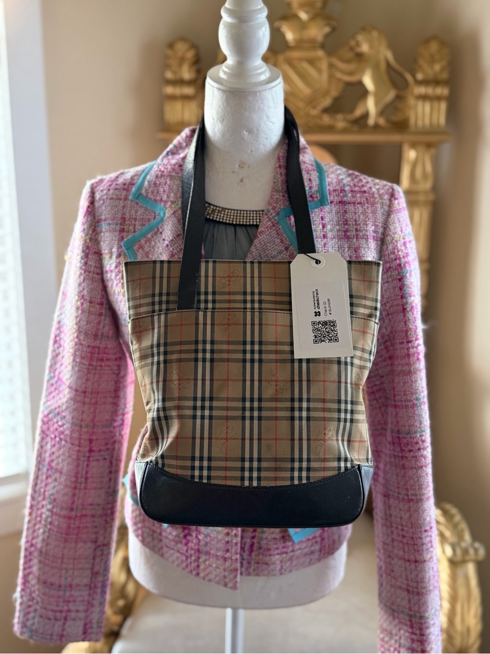 Pre-Owned Burberry Beige Plaid Tote with Brown Leather Trim with COA - Picture 9 of 9